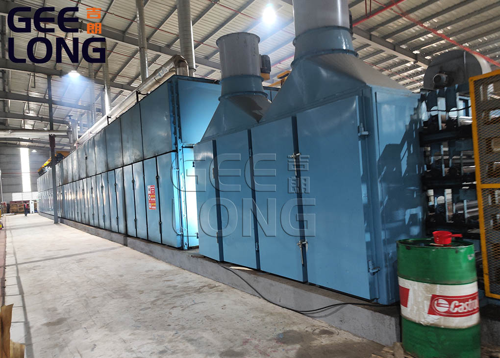 China roller type veneer dryer machine exported to Russia by shandong geelong machinery company.